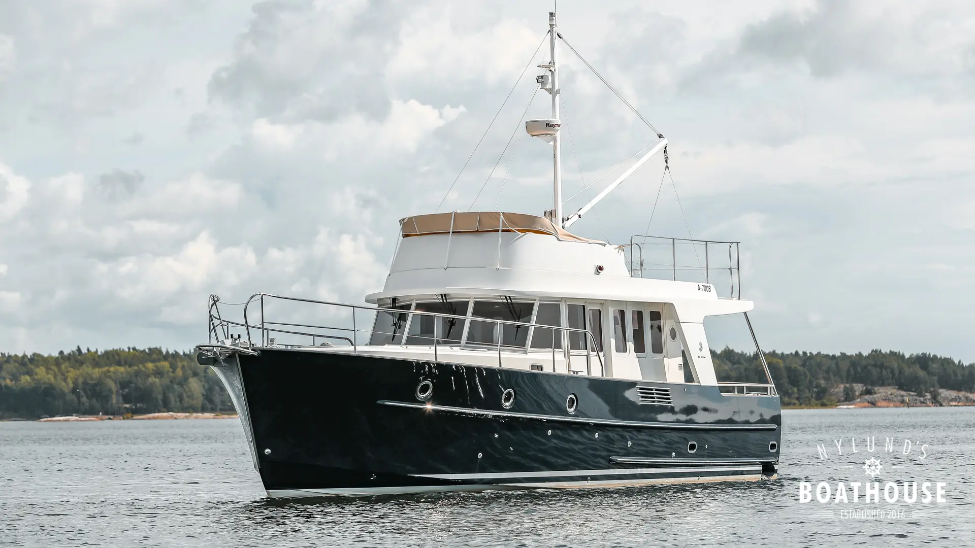 Beneteau Swift Trawler 42 Nylunds Boathouse